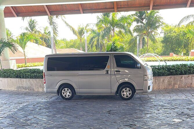 Safe transport and shuttle service in Punta Cana Dominican Rep. - Private means only your group: less chaos, fewer unknowns