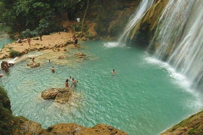 Samana, Bacardi Island Horse Limon Waterfall - Lunch and rum with a view: what to expect from the included meal