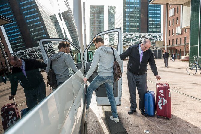 Santo Domingo Airport (SDQ) Round Trip Transfer to/from Santo Domingo Hotels - The Included Waiting Time (And Why It Matters)