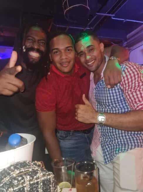 Santo Domingo: Bachata Social Dancing Tour - Dancing Etiquette for First-Timers (So You Don’t Overthink It)