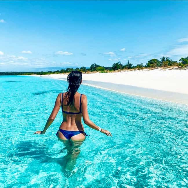 Santo Domingo: Bahía de las Aguilas Beach Paradise - South Coast Speed-Trip: What This 2-Day Bahía de las Águilas Plan Really Feels Like