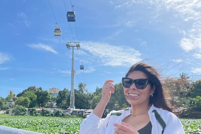 Santo Domingo: City Boat Ride Adventure Guided Tour - Meeting at Parque Las Ballenas and planning your one-hour timing