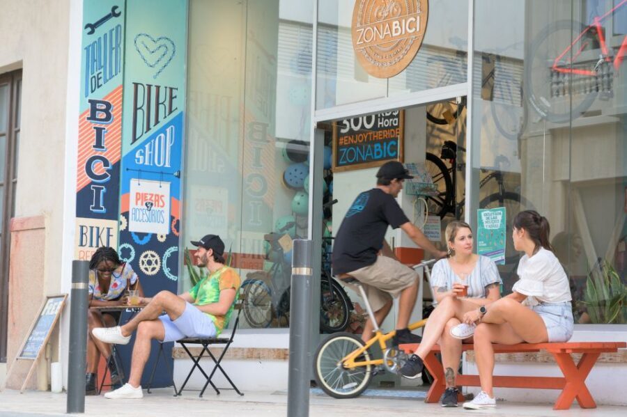 Santo Domingo: City Highlights Guided Bike Tour - Starting at Zona Bici Bike Rental: What the Meet-Up Feels Like