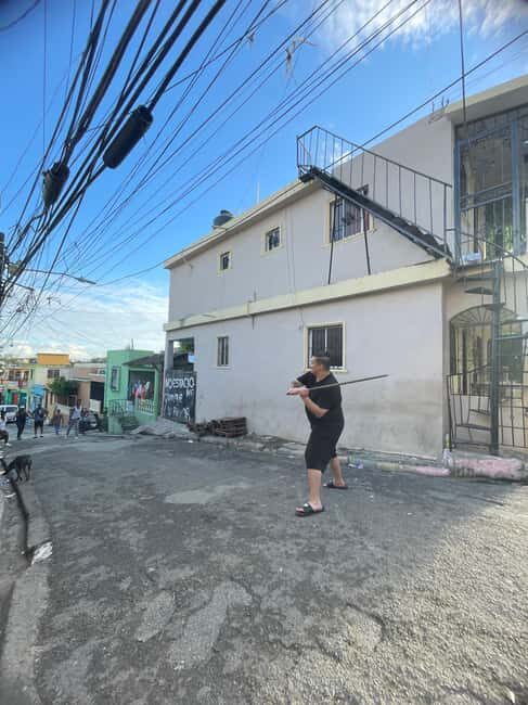 Santo Domingo: City Life Food & Transportation Tour - Walking Through the Neighborhood: Coffee, Signs, and Real Conversations