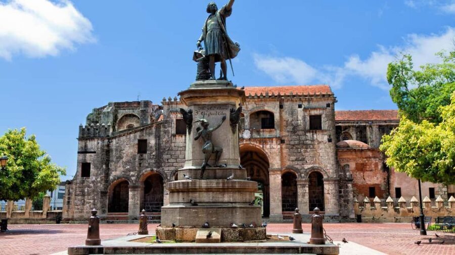 Santo Domingo: Colonial Zone, 3 Eyes, Cave Cable Car Tour - Faro a Colón and the Short Scenic Break That Actually Helps