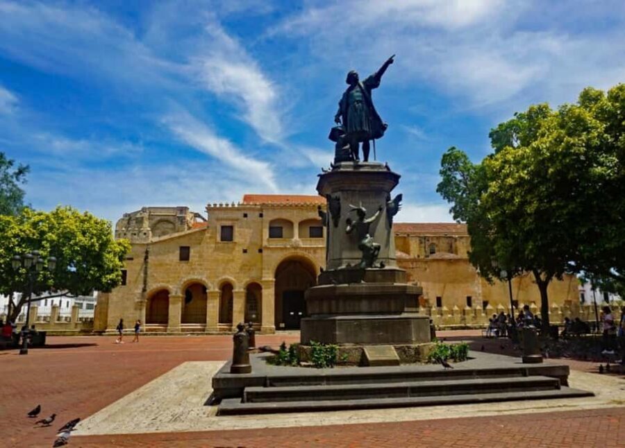 Santo Domingo: Colonial Zone Walking Tour with Tastings - Price and value: why $20 is a solid deal for this area