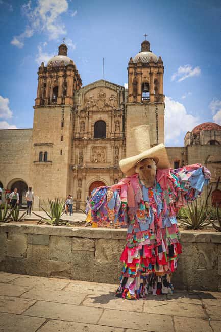 Santo Domingo Historical City Tour: Explore the Heritage - Calle Las Damas and the Alcázar de Colón: Early Santo Domingo in Motion