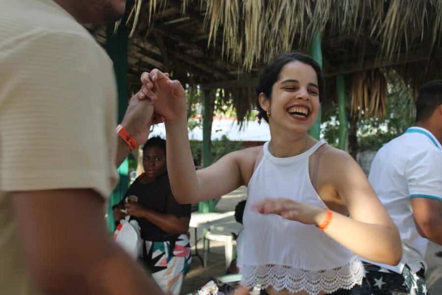 Santo Domingo: Latin dance classes: Salsa and more - Daytime vs Nighttime: Studio Class, Then Real Social Dancing