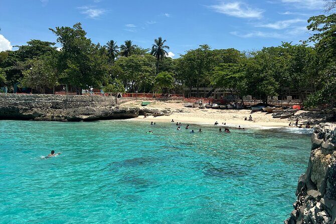 Santo Domingo must do; Los 3 Ojos, Boca Chica beach & more - Key things I’d watch for before you go
