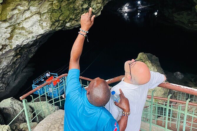 Santo Domingo Top: 3 Eyes, Light House, Boca Chica Beach & Lunch - Weather matters for this cave-and-beach schedule