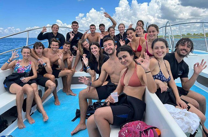 Saona Island Day Trip with Lunch, Transportation and Drinks - Lunch, toast, snacks, and mamajuana: what’s actually included