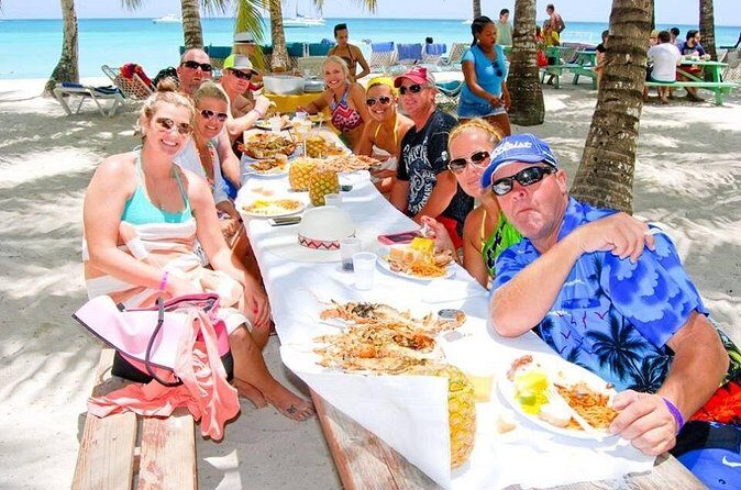 Saona Island Excursion - From Bayahibe - Group size, fitness level, and why timing feels important