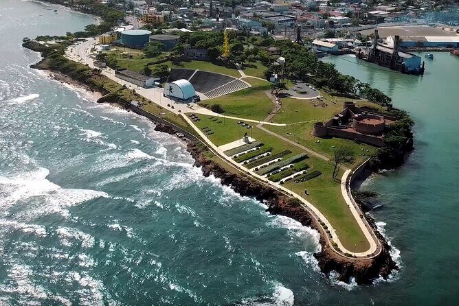 Short Excursion Puerto Plata CityTour-Taino bay & Amber cove - Parque Central Independencia and the Victorian Touch
