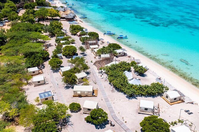 Southern VIP Route + Aguilas Bay: All Inclusive 2-Day Tour - San Rafael Beach: Playa and Rio in One Hour