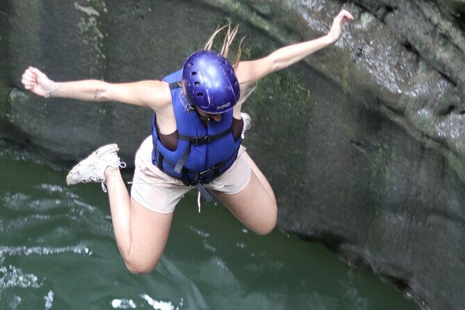Taino bay / Amber cove Short Excursions Waterfall Puerto plata - The 30-Minute Hike Through Damajagua Country