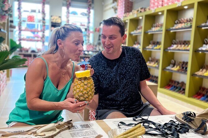 The piña colada experience - Calle Duarte Welcome: Handmade The Brand and the first rum shot