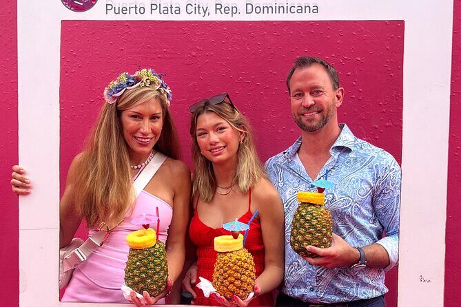 The piña colada experience - Mixing, toasting, and learning the drink by doing it