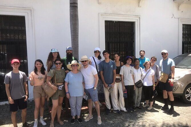 Tour Colonial Experience - Stop 4: National Pantheon and the remains of national heroes