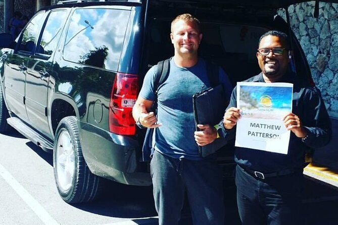 traslado privado SUBURBAN/CADILLAC round trip PUNTACANA-UVEROALTO - Pickup logistics: the name banner approach is what you want