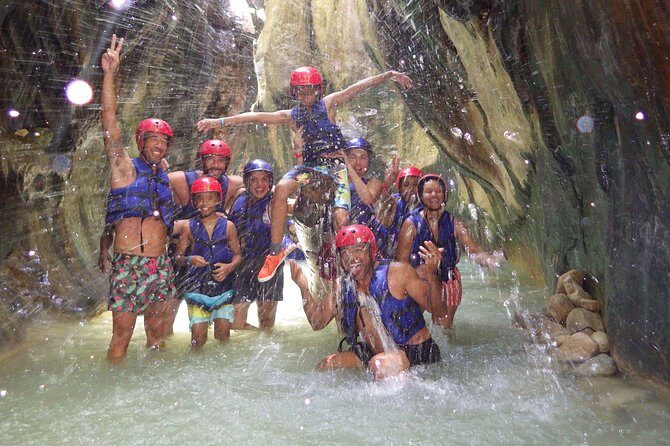 Triple fun! Monkeyland + Damajagua Waterfalls + Buggies from Puerto Plata - Monkeyland: Feeding Squirrel Monkeys in a Jungle Setting