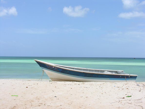 Untouched Paradise – Bahía de Las Águilas - Key highlights at a glance