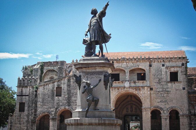 Walking Tour from Santo Domingo City - Stop 3: Calle Las Damas, the oldest back street in the Americas