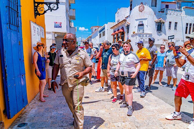 Walking Tour from Santo Domingo City - Getting on track: meeting point, route flow, and pacing
