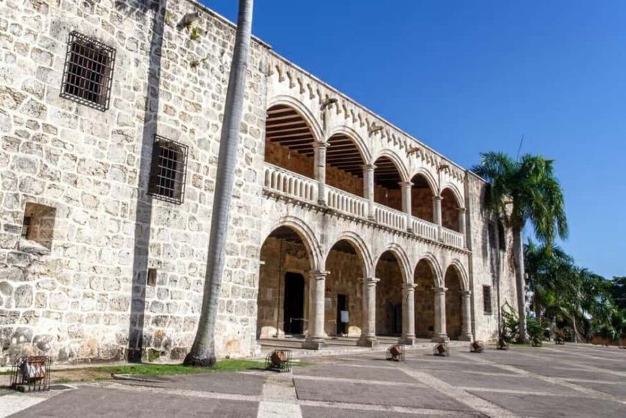 Zona Colonial: Recorrido Histórico con Chocolate y Mamajuana - Price, Value, and Who Should Book This Shortcut Through Santo Domingo